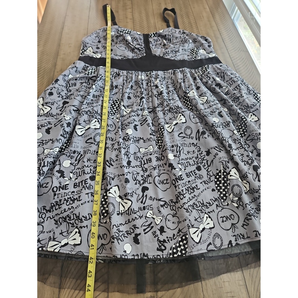 Disney Snow White Dress 24 Women Black Pin Up Goth Vamp Dark Fairy Chic Cosplay - Picture 14 of 15